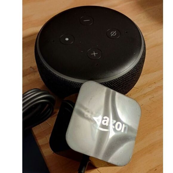 Echo Dot 3rd Generation New Without Box - Picture 5 of 5